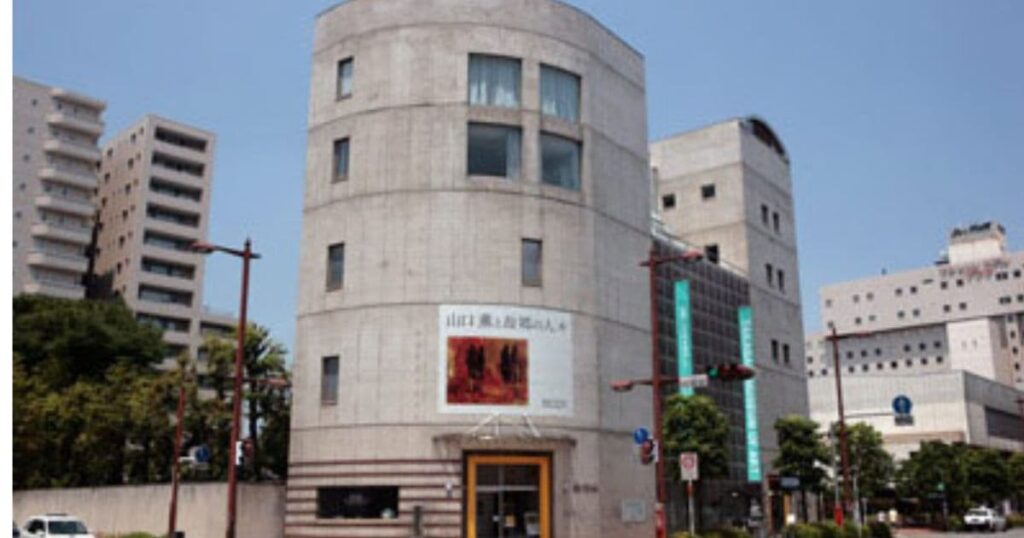 高崎市立美術館