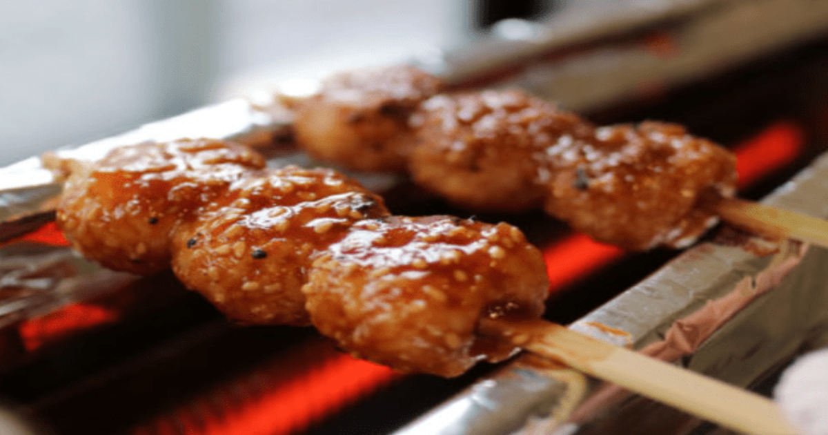 香ばしい焼きたて五平餅が自慢の『大須ごへいもち店』