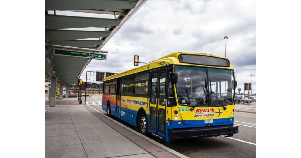 シャトルバスの利用方法と料金