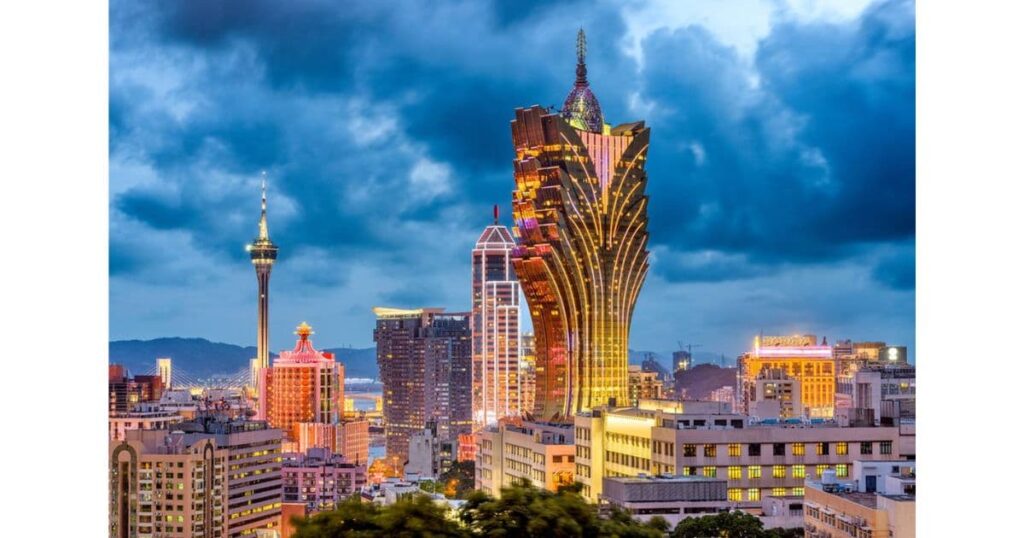 香港からマカオへ日帰り旅行は可能ですか?