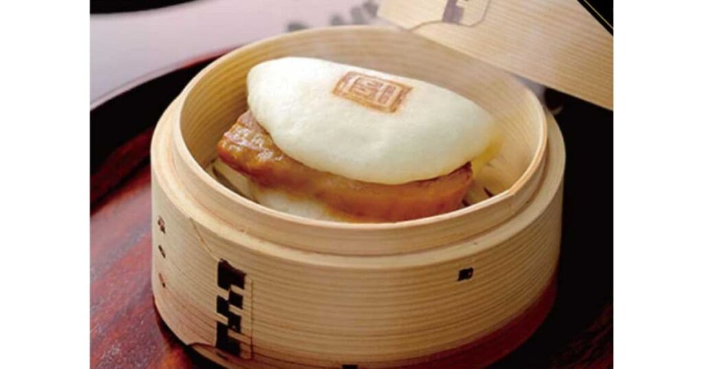 角煮まんじゅう(岩崎本舗)