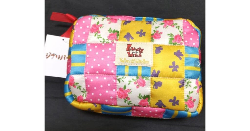 キルト風ポーチ(アーヤと魔女)
